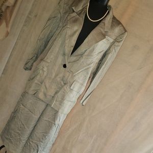 Kasper black white suit skirtset size 14